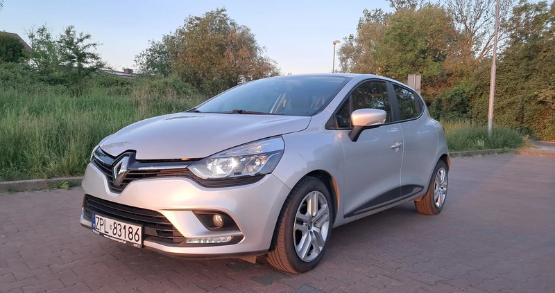 Renault Clio cena 42900 przebieg: 42103, rok produkcji 2019 z Szczecin małe 211
